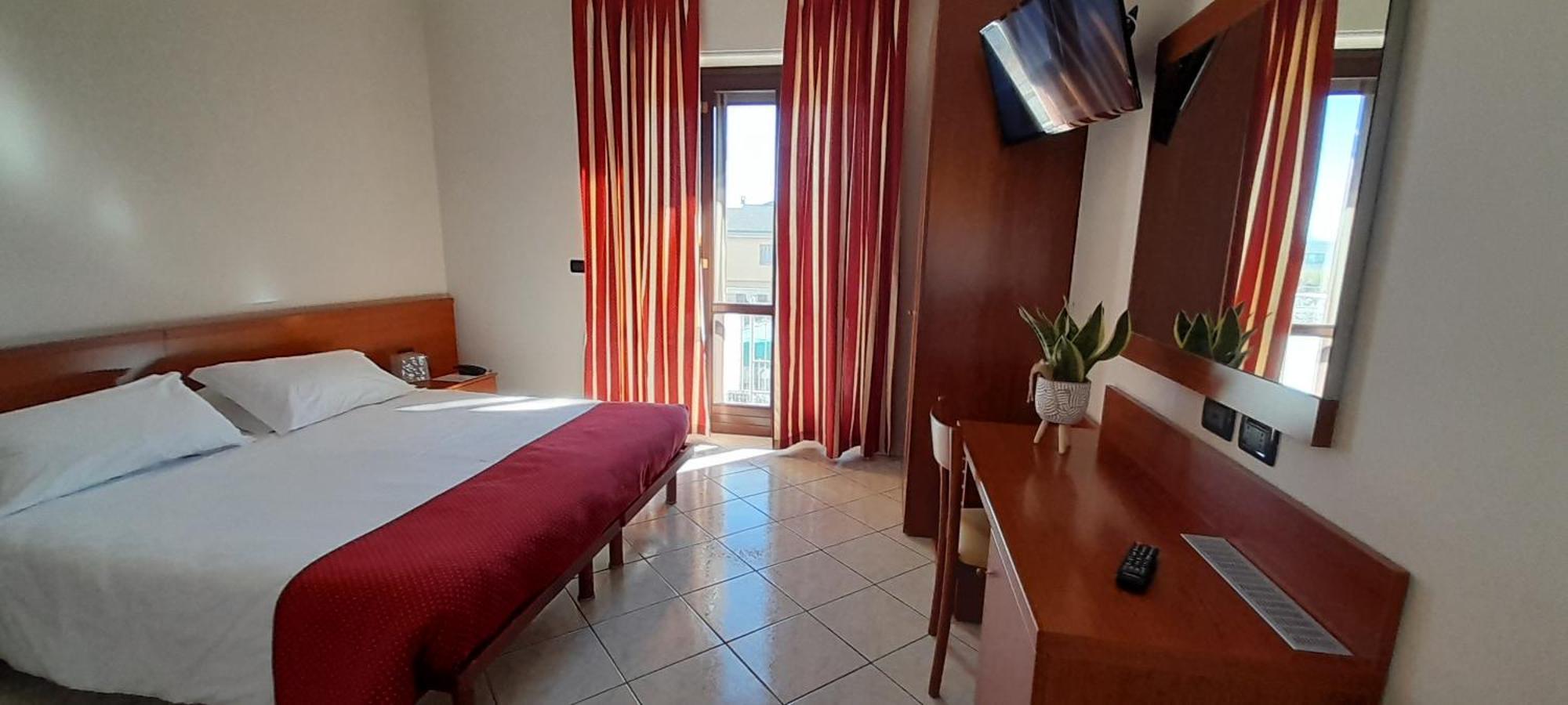 Hotel Ceretto Busca 외부 사진